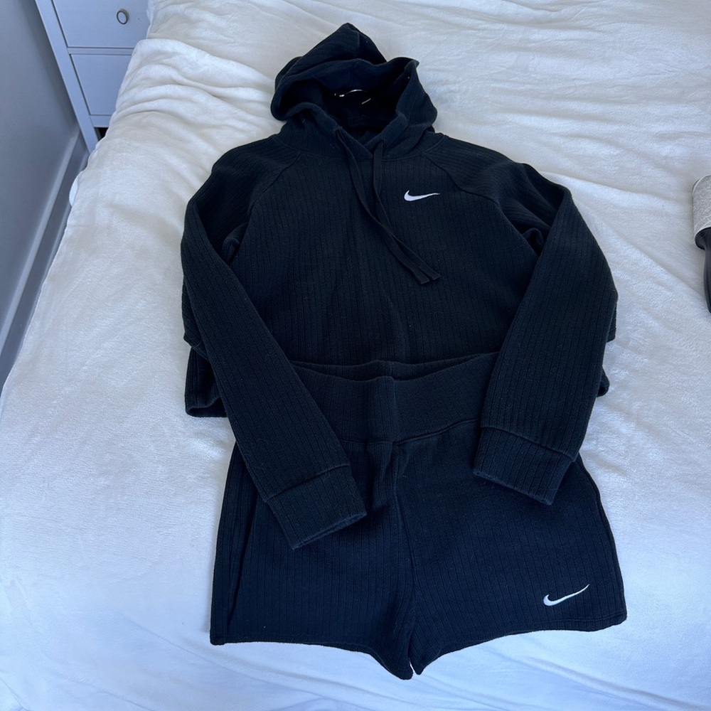 Nike set